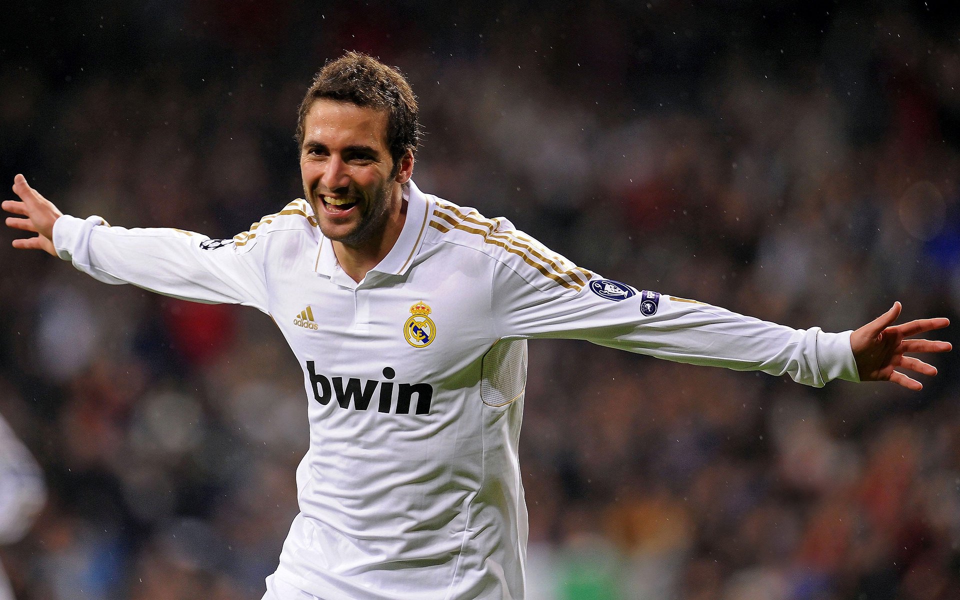 职业联赛中本土球员成长受阻，职业联赛选手